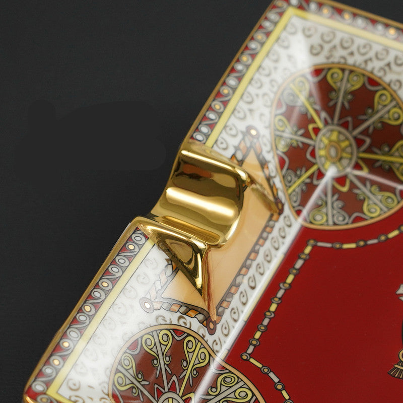 Large Capacity Two-slot War Horse Ashtray