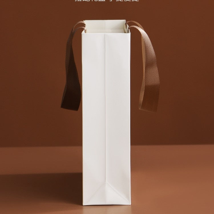 Gift Bag Narcissus Box Bag Mountain River Handbag